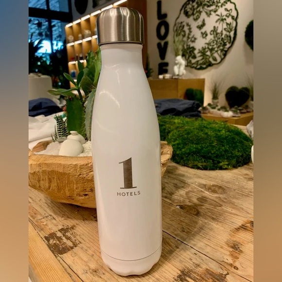 1 Hotels x Swell 17oz branded water bottle in white - Picture 2 of 7
